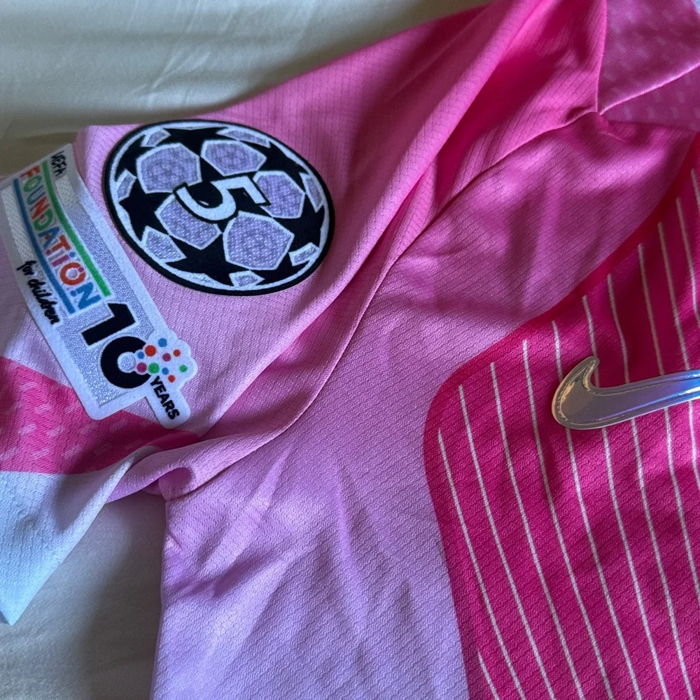Nike pink FC Barcelona soccer Jersey - Brand new - SMALL - Picture 4 of 6